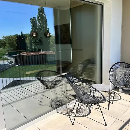 Riverside Piestany Apartment *